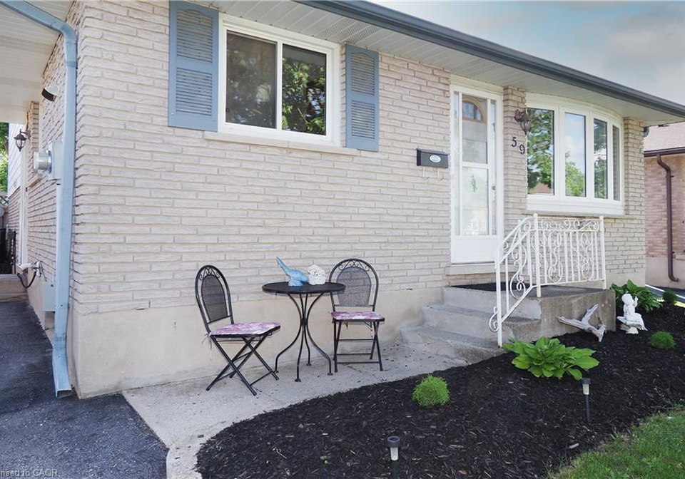 59-bakersfield-drive-cambridge-ontario-40837272