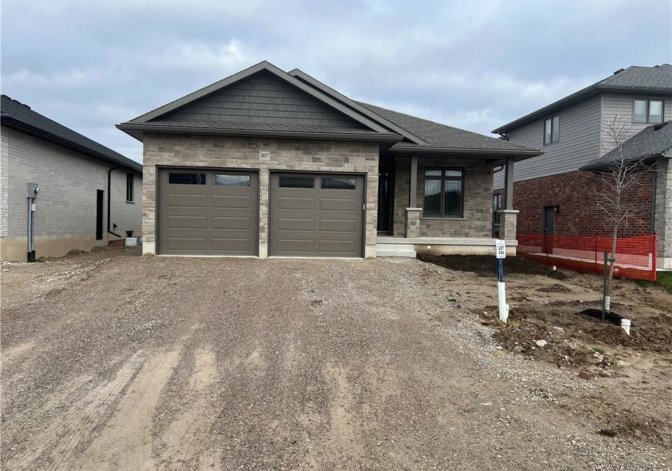 207-arden-crescent-mitchell-ontario-40837293