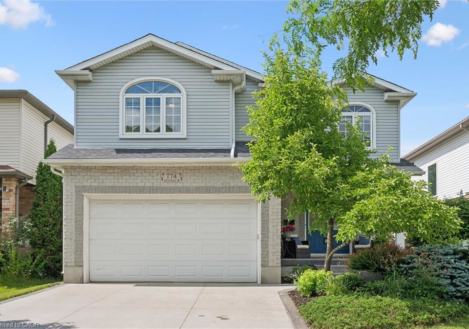 774-chesapeake-drive-waterloo-ontario-40837296
