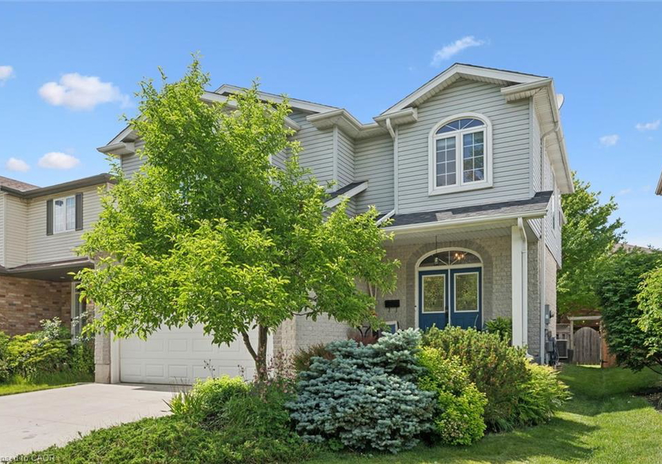 774-chesapeake-drive-waterloo-ontario-40837296