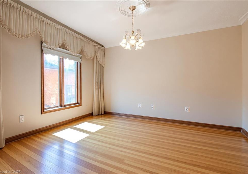 27-mulholland-avenue-north-york-ontario-40837316