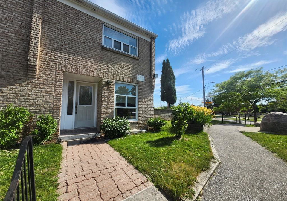 25-gosford-boulevard-toronto-ontario-40837321