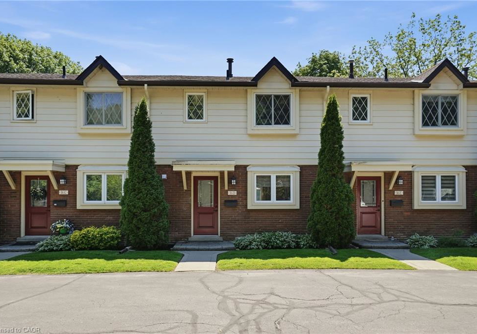 16-bond-street-s-dundas-ontario-40837355