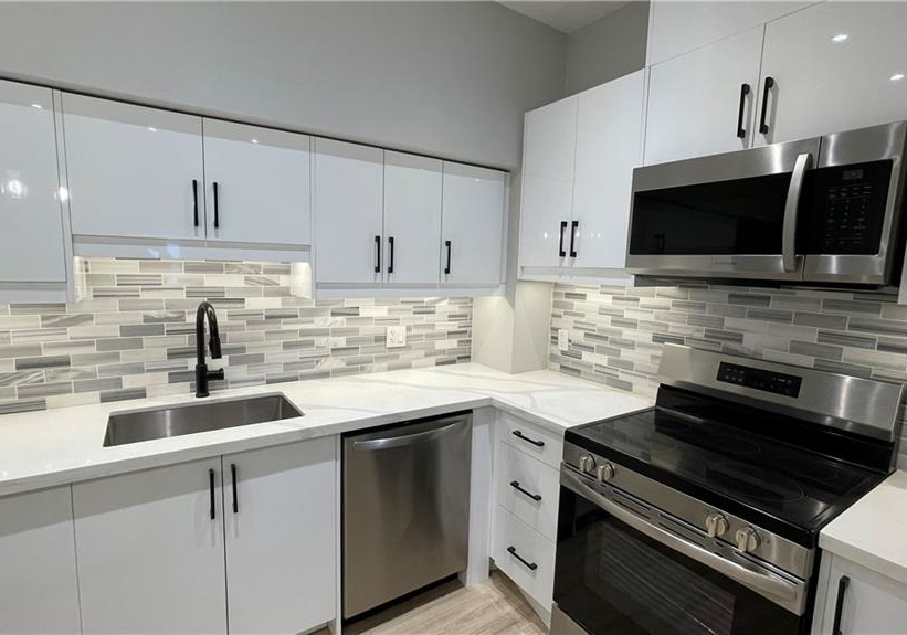 69-east-main-street-welland-ontario-40837387