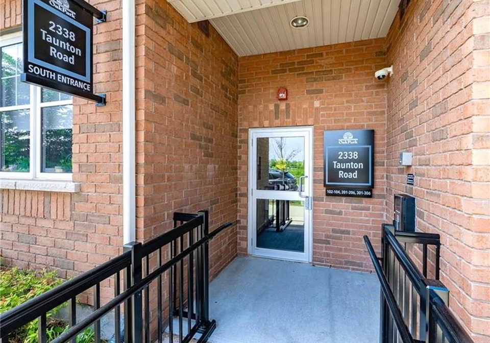 2338-taunton-road-oakville-ontario-40837406