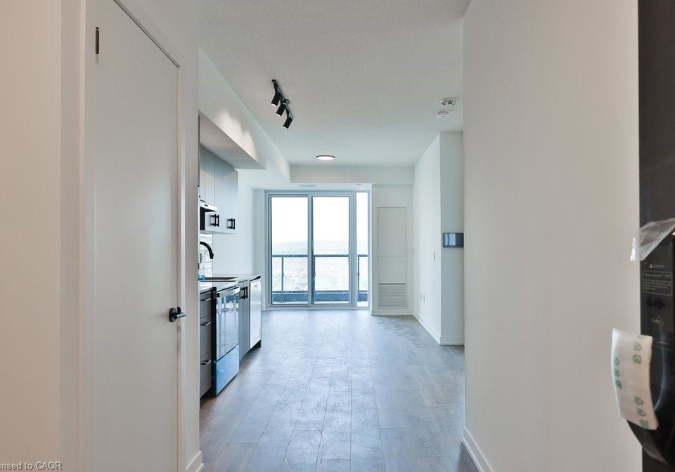 4878-powers-common-burlington-ontario-40837438