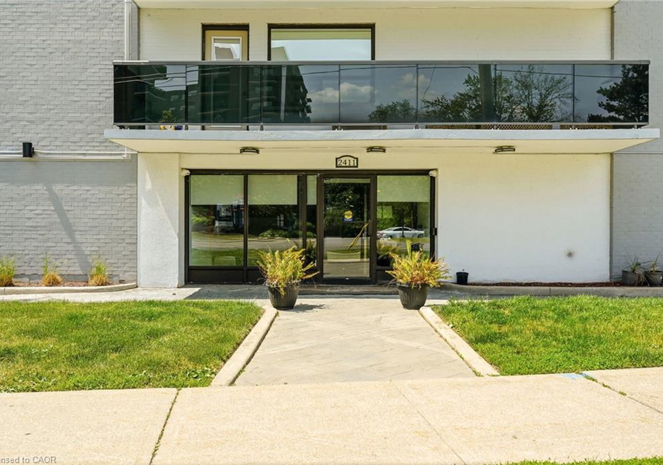 2411-new-street-burlington-ontario-40837440