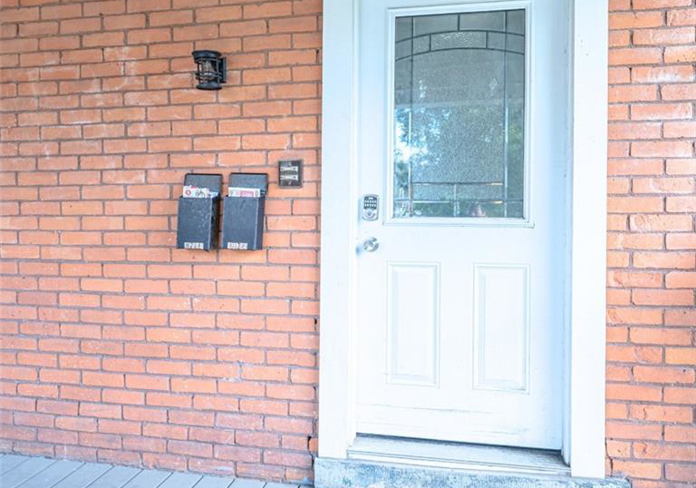 11-aikman-avenue-apt-1-hamilton-ontario-40837465