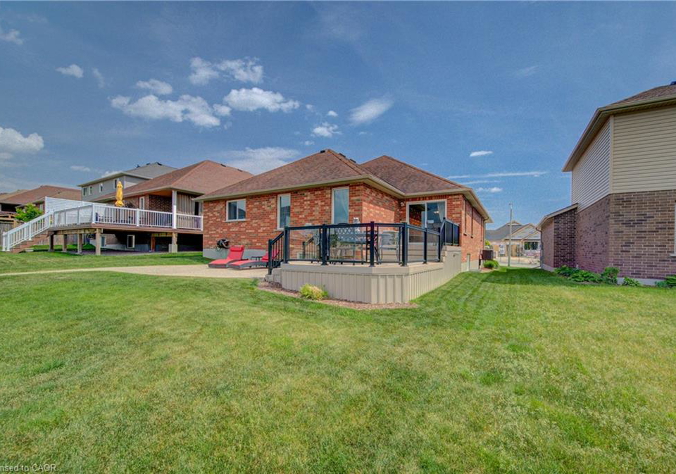 16-english-crescent-plattsville-ontario-40837469