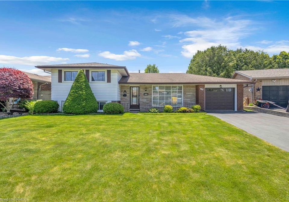 19-pippin-drive-brantford-ontario-40837533