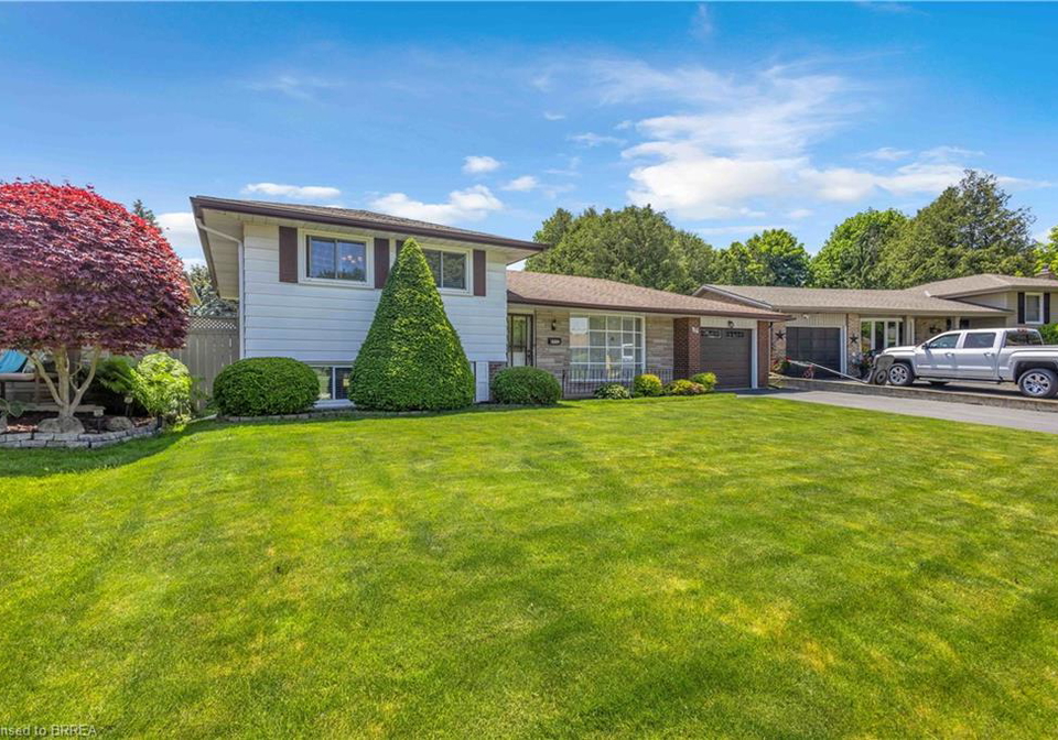 19-pippin-drive-brantford-ontario-40837533