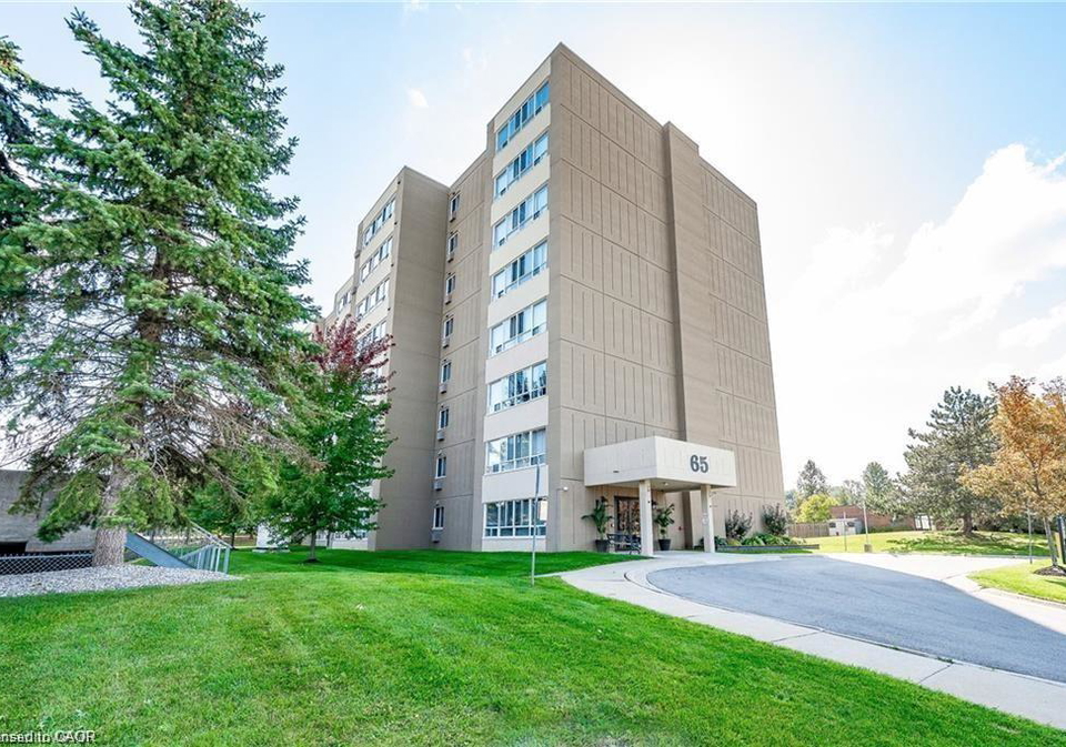 65-highland-crescent-kitchener-ontario-40837537