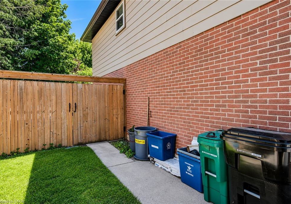 1138-kathlene-court-cambridge-ontario-40837549