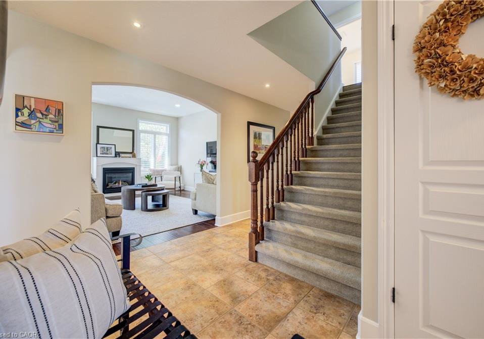 195-westcliff-way-cambridge-ontario-40837559