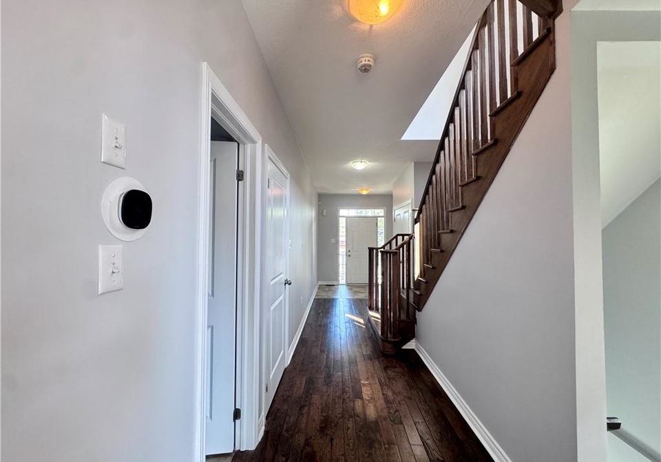 154-rosemount-drive-kitchener-ontario-40837567