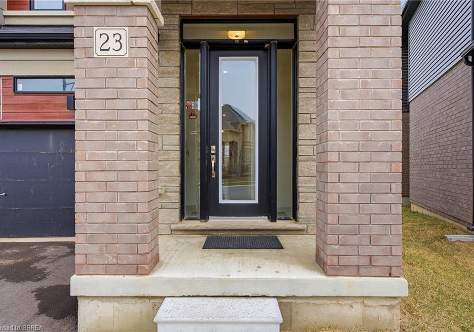 23-stokes-road-paris-ontario-40837569