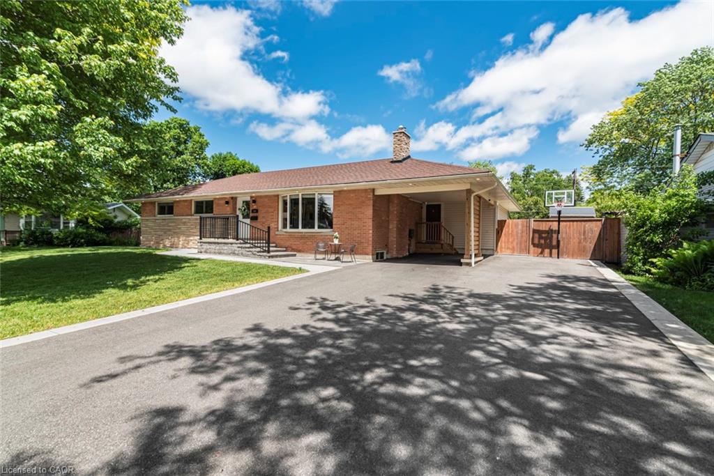 149-seneca-court-ancaster-ontario-40837582