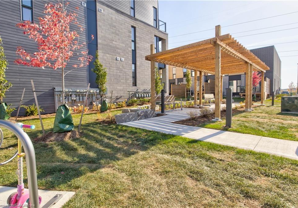 261-woodbine-avenue-kitchener-ontario-40837590