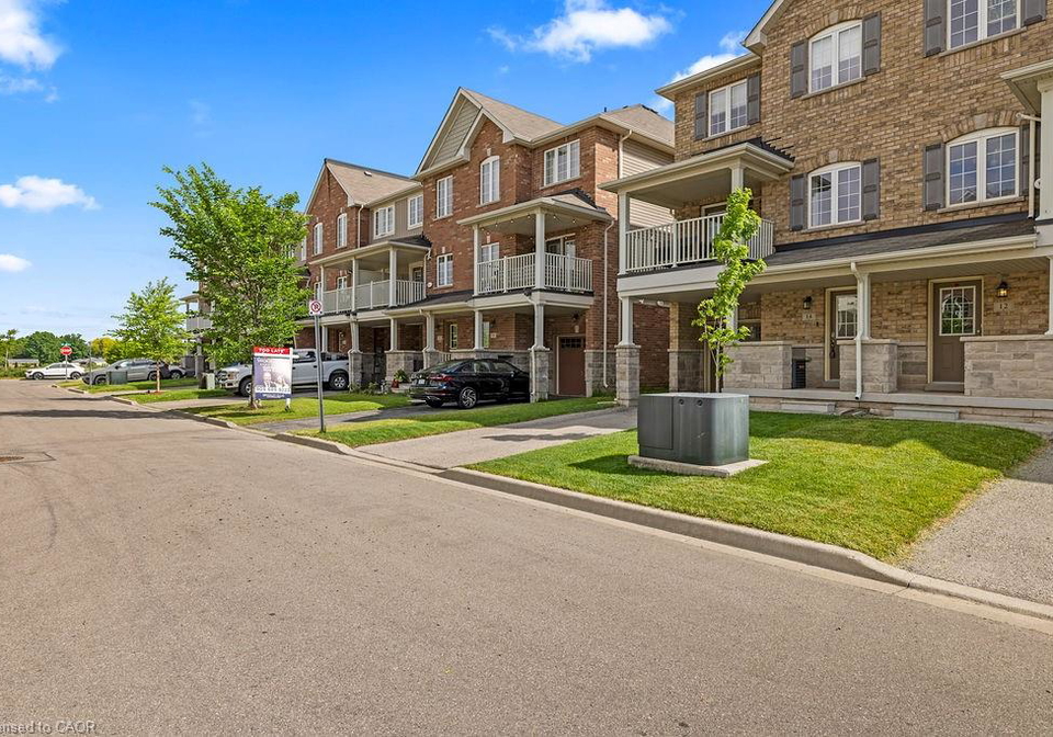 14-hiscott-drive-waterdown-ontario-40837595