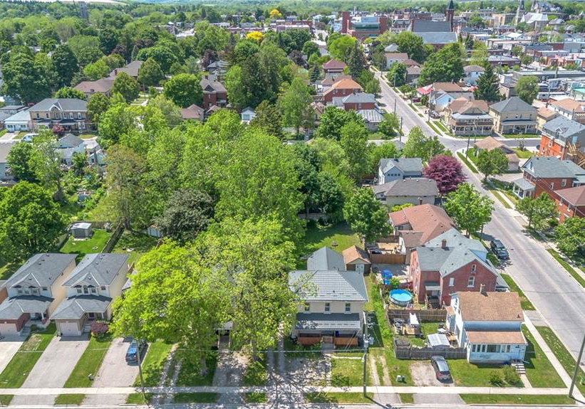 34-young-street-woodstock-ontario-40837615