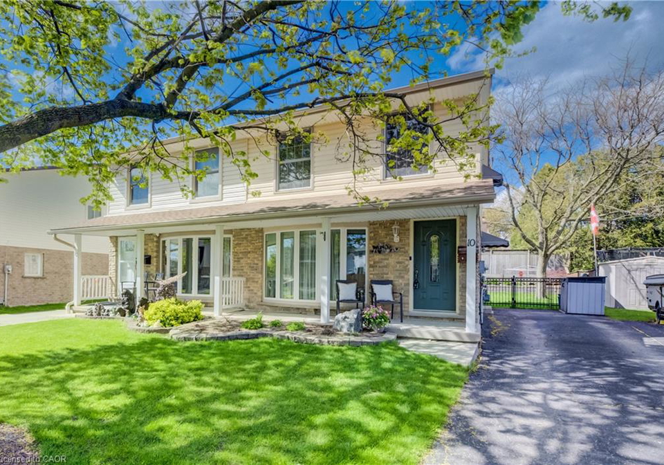 10-meadow-woods-crescent-kitchener-ontario-40837623