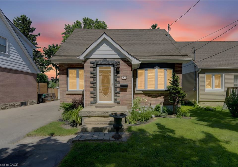 72-pleasant-avenue-kitchener-ontario-40837639