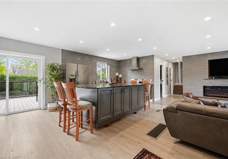 2330-alma-dale-drive-burlington-ontario-40837640