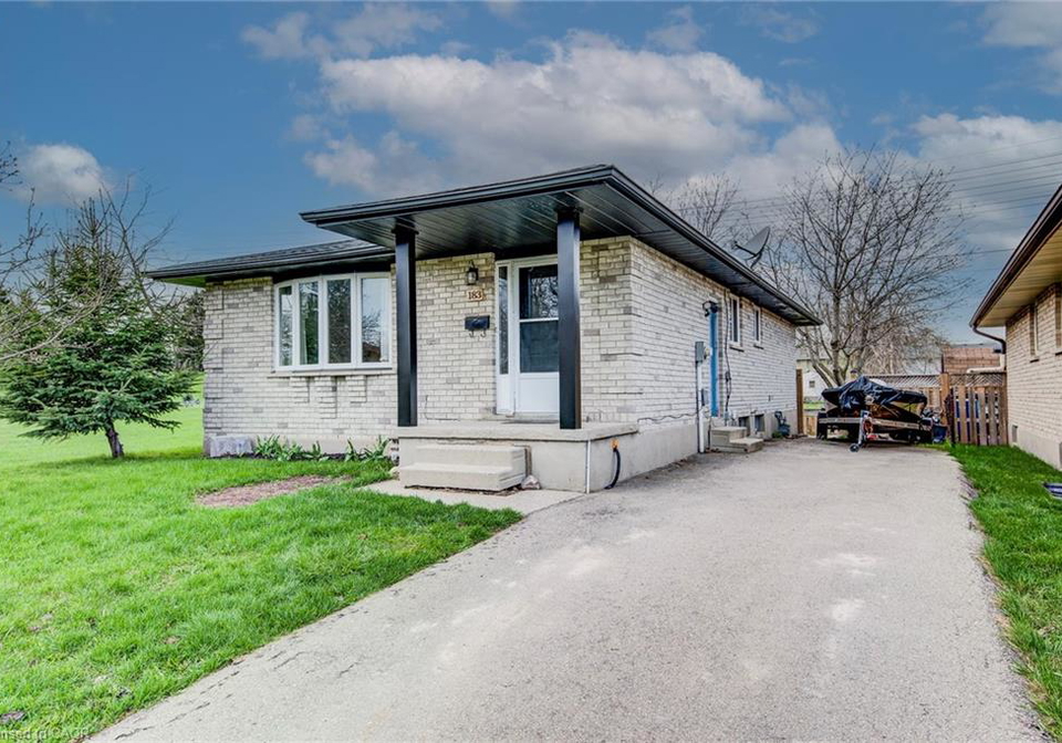 183-dinison-crescent-kitchener-ontario-40837646