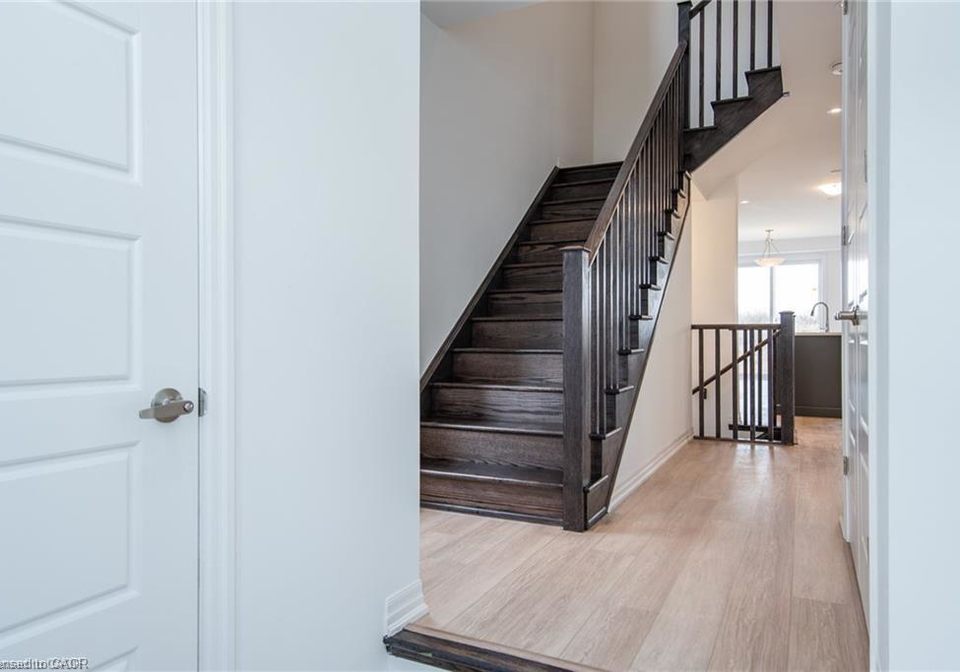 112-forestwalk-street-kitchener-ontario-40837658
