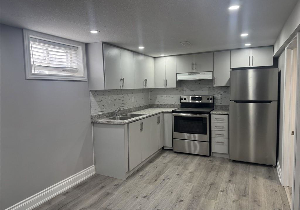387-upper-gage-avenue-hamilton-ontario-40837665