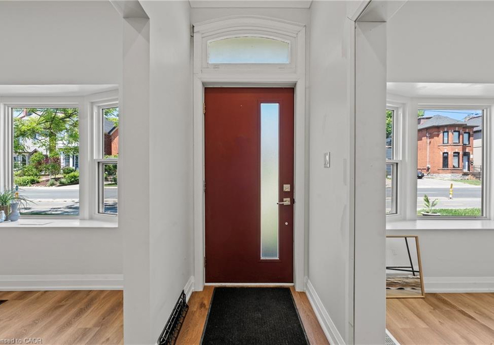 192-victoria-avenue-n-hamilton-ontario-40837676