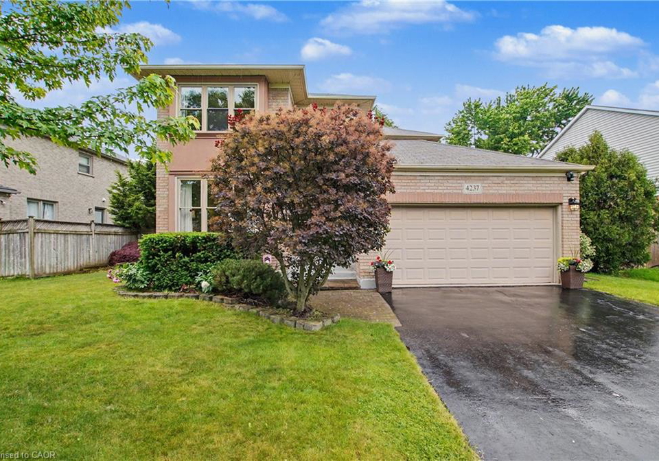 4237-millcroft-park-drive-burlington-ontario-40837684