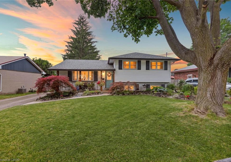 78-lyndale-crescent-woodstock-ontario-40837706
