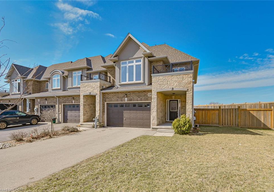 23-pinot-crescent-hamilton-ontario-40837715