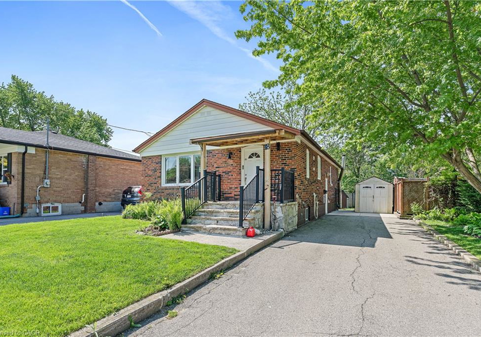 18-shelley-street-georgetown-ontario-40837717