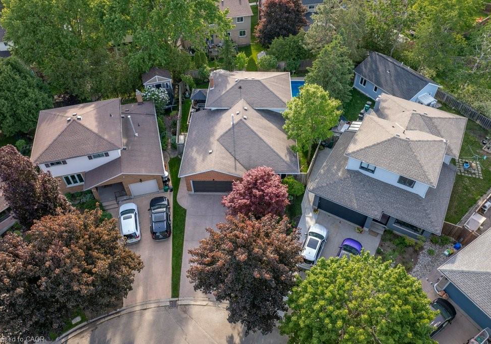 44-windermere-court-kitchener-ontario-40837725