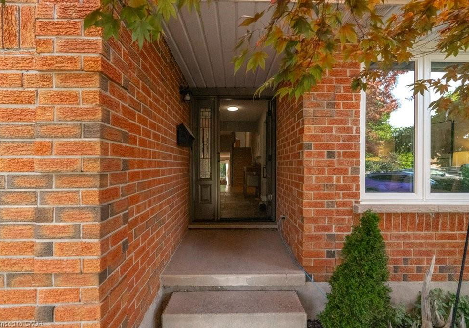 44-windermere-court-kitchener-ontario-40837725