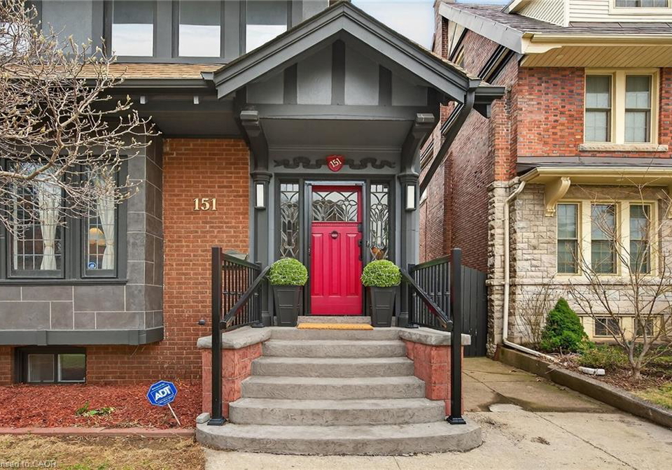 151-holton-avenue-s-hamilton-ontario-40837732