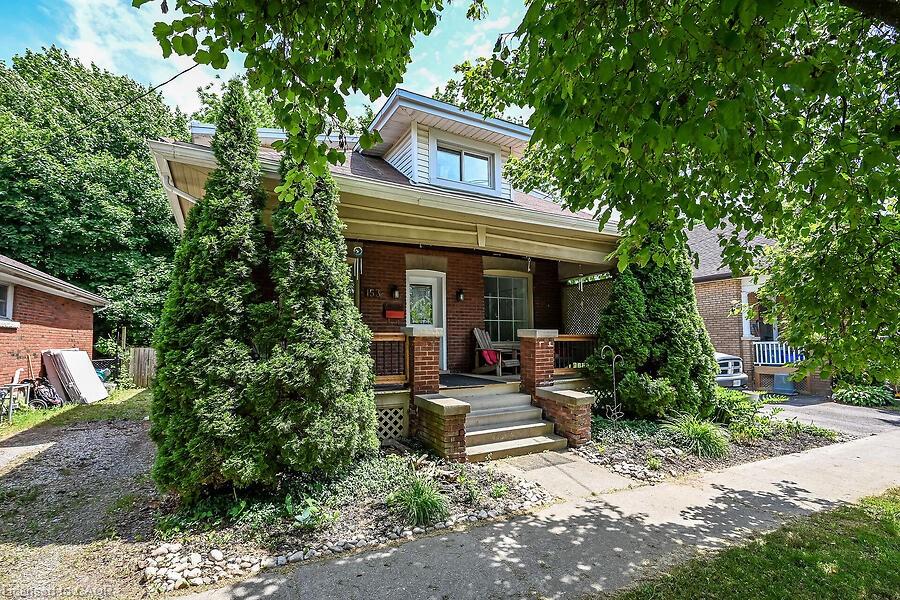 153-eagle-avenue-brantford-ontario-40837789