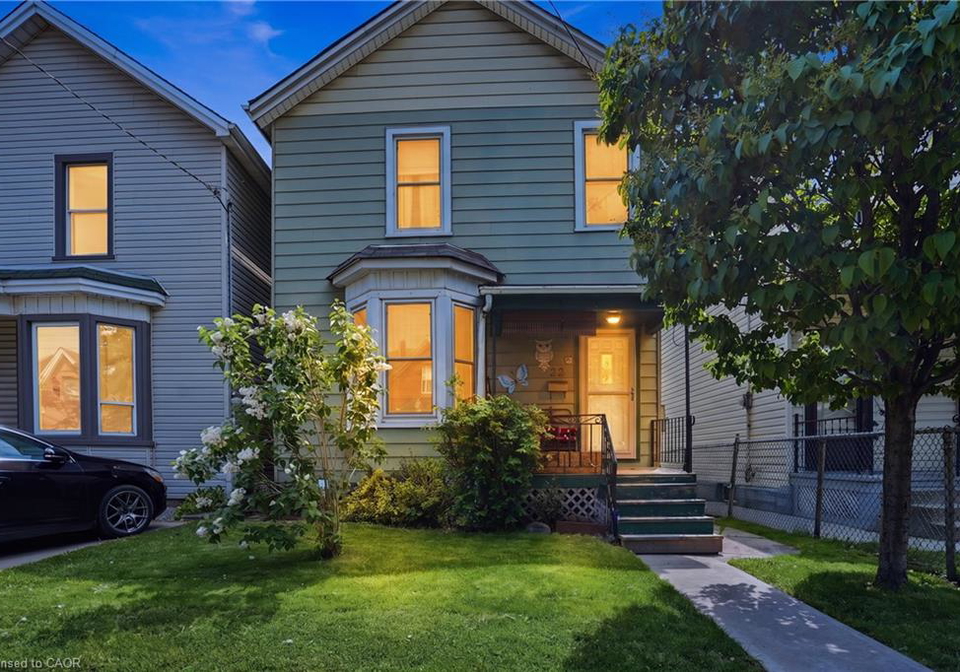22-cheever-street-hamilton-ontario-40837793