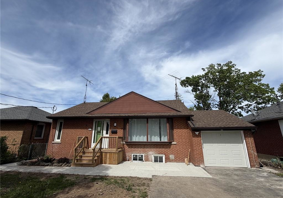 377-martin-street-milton-ontario-40837810