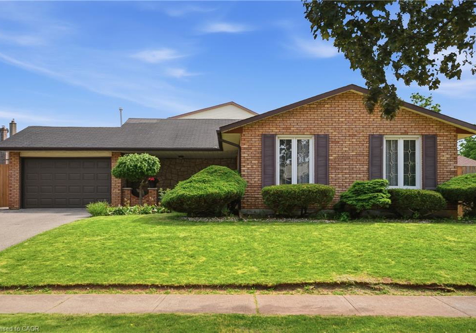 2-loring-crescent-stoney-creek-ontario-40837811
