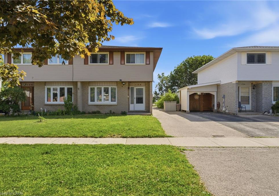 126-dinison-crescent-kitchener-ontario-40837813