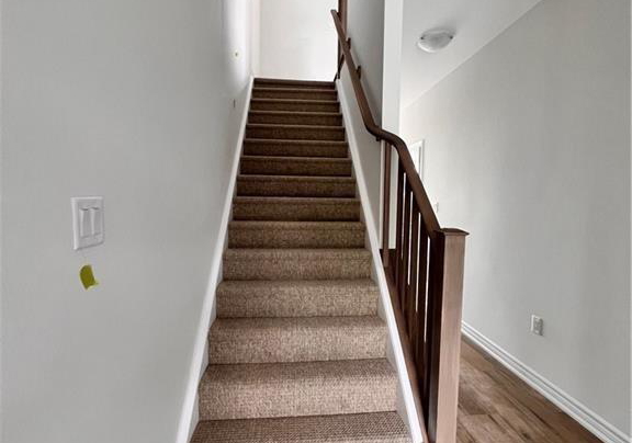 290-equestrian-way-cambridge-ontario-40837815