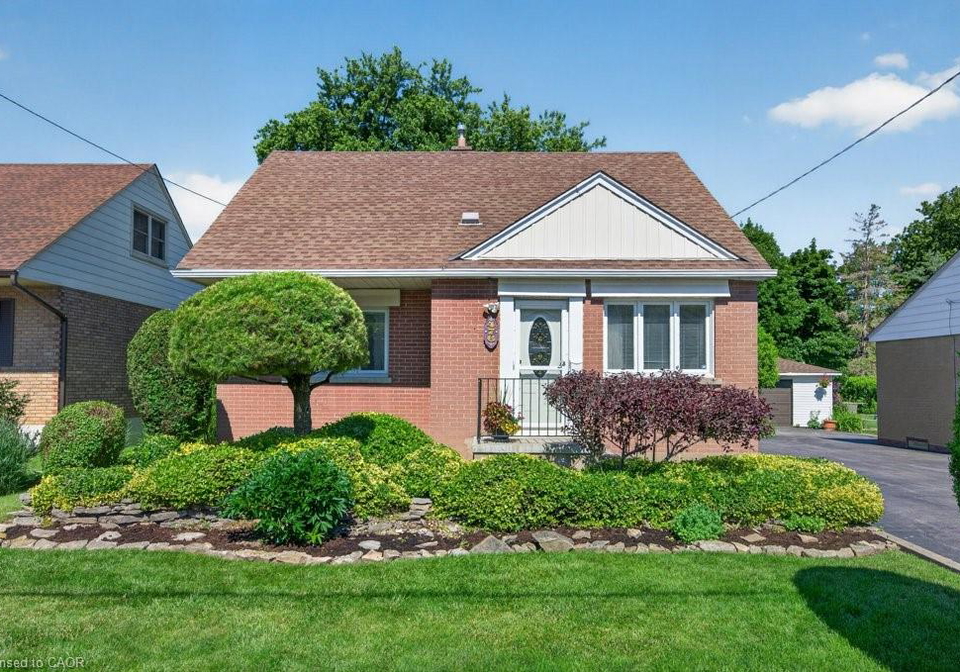 476-east-37th-street-hamilton-ontario-40837840