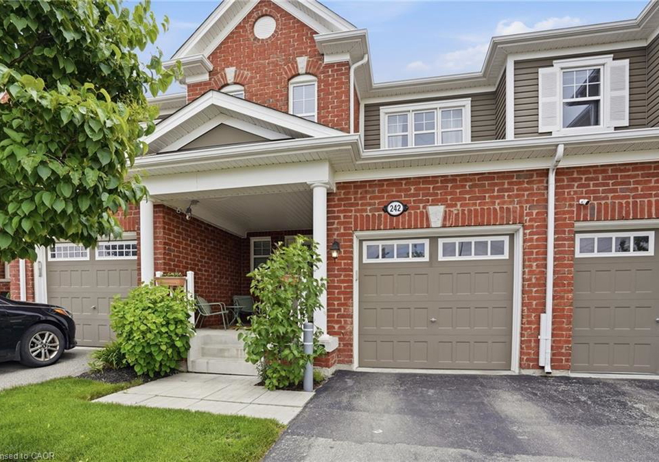 242-waterbrook-lane-kitchener-ontario-40837886