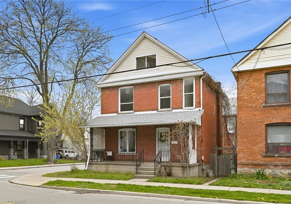 355-cumberland-avenue-hamilton-ontario-40837899