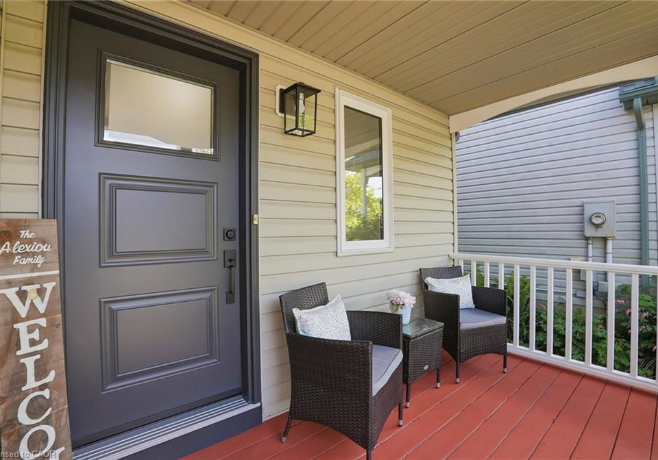 136-marcy-crescent-cambridge-ontario-40837917