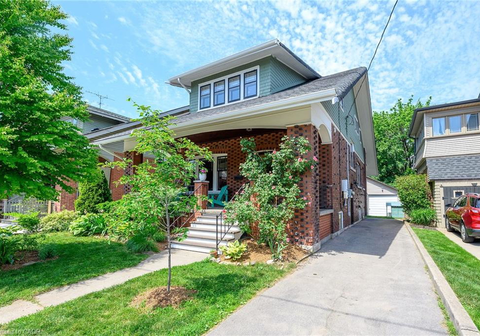 22-connaught-avenue-s-hamilton-ontario-40837966