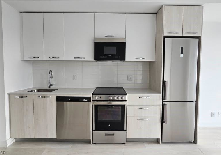 75-james-street-s-hamilton-ontario-40837999
